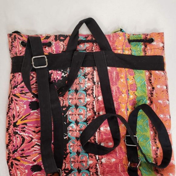 Women’s Volcom Backpack - Picture 3 of 8